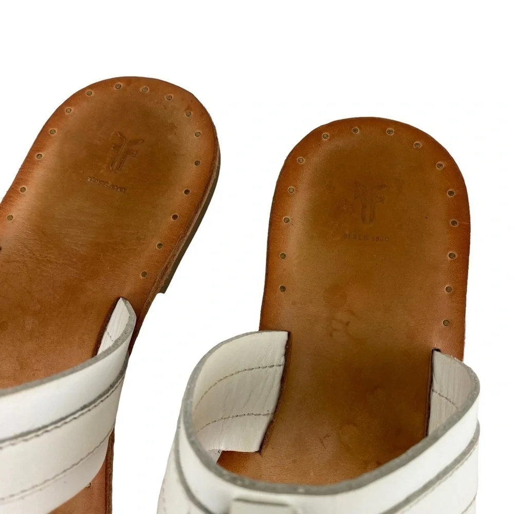 Frye Sandals White Leather Flats Slip On Thong Women’s Size 7.5